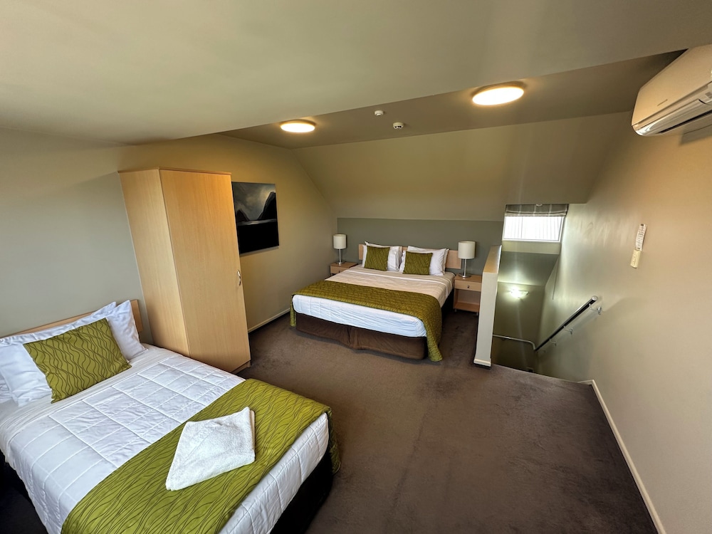 1 BEDROOM, APARTMENT