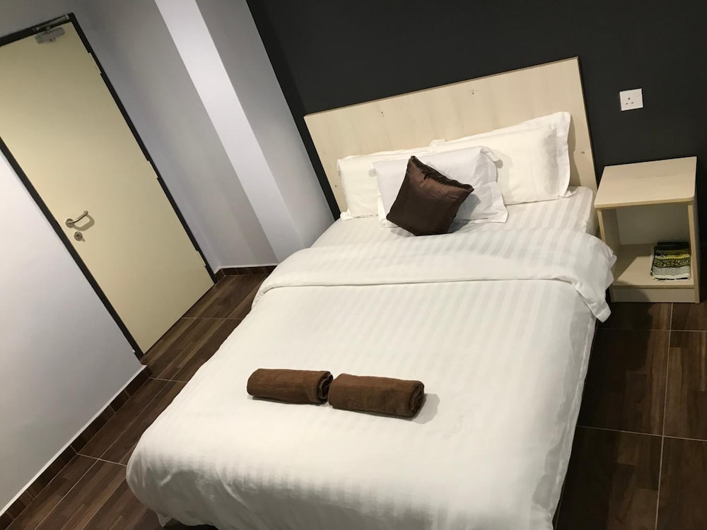 Seri Kangsar KK Hotel 6/34