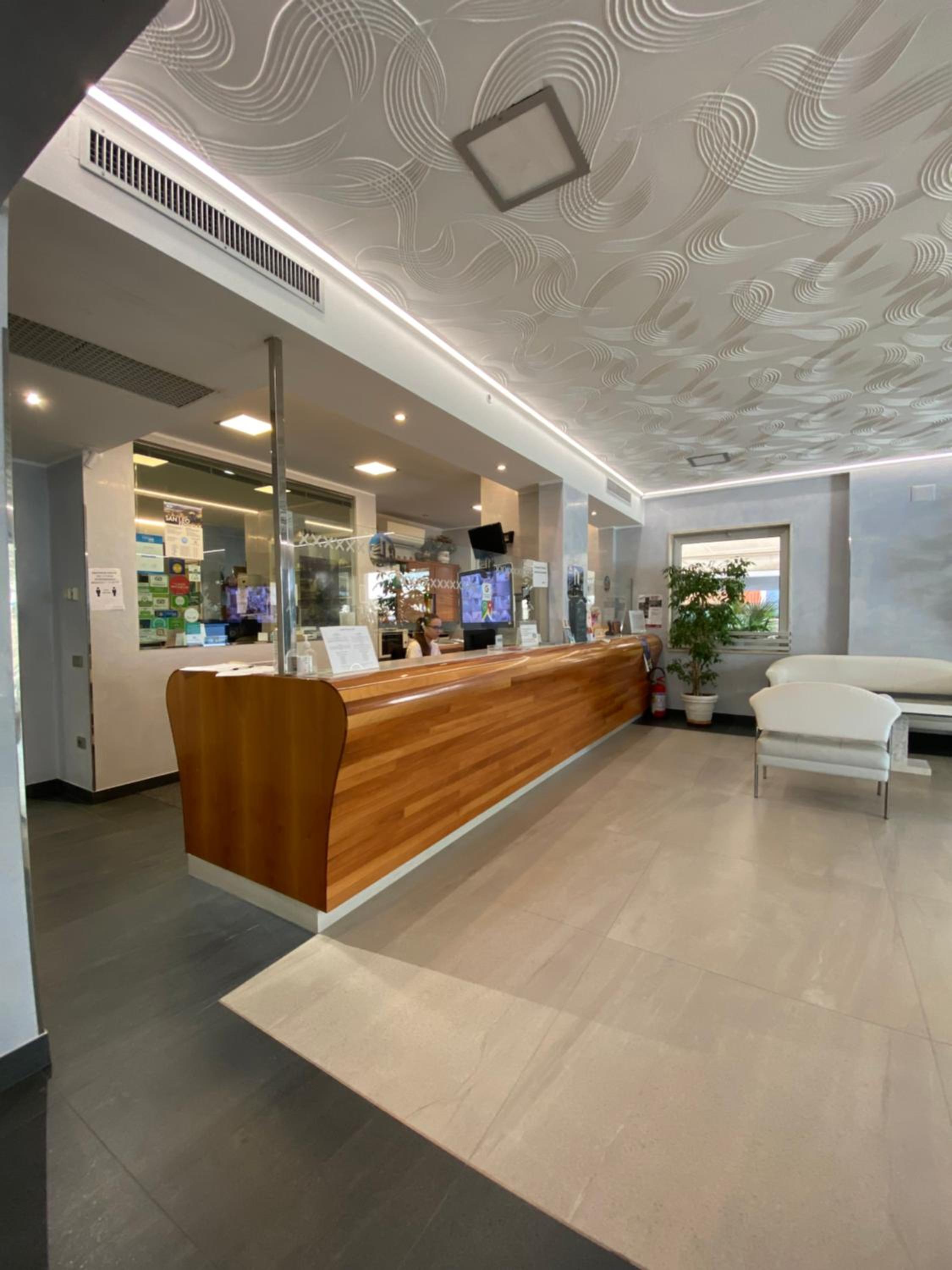 Club Hotel 5/46