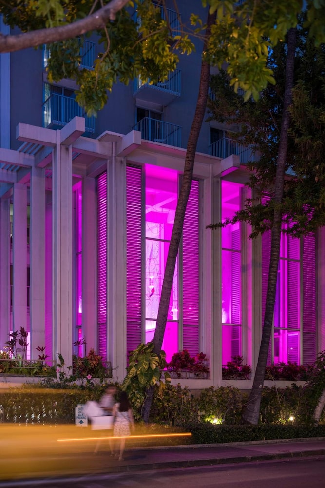 Shoreline Hotel Waikiki 6/49