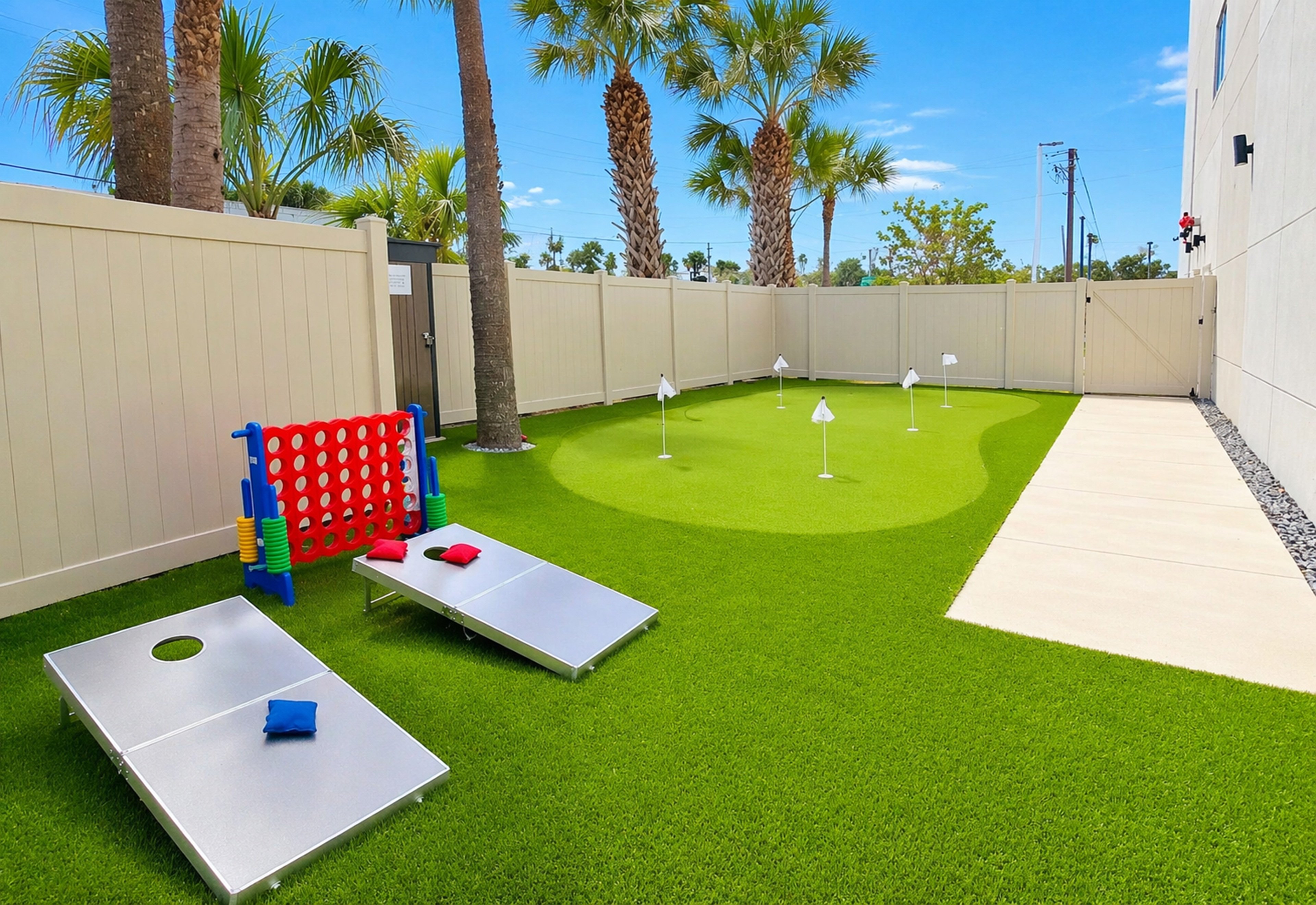 Holiday Inn Express & Suites Tampa Stadium Airport Area 28/36