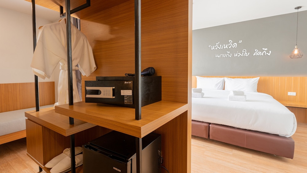 B2 Surat Thani Premier Hotel 22/38