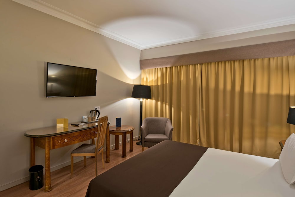 Golden Tulip Porto Gaia Hotel 19/68