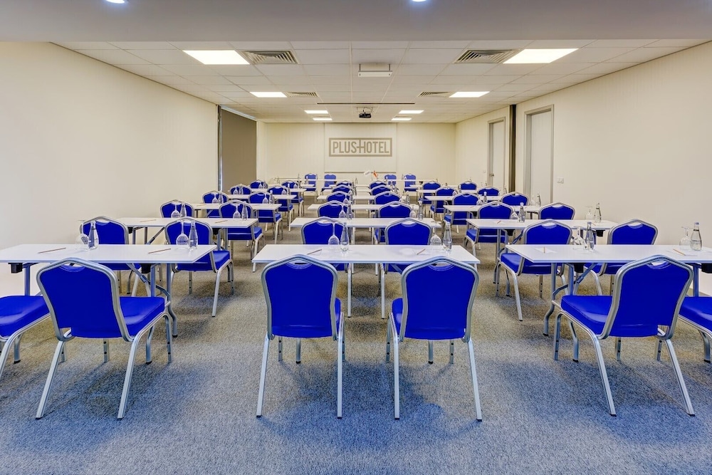 Plus Hotel Bostanci Atasehir 59/63