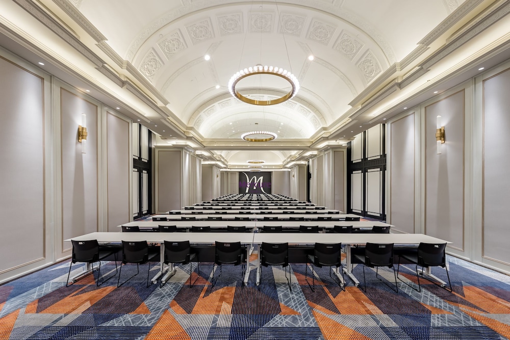 Mercure Shanghai Jinqiao 36/48