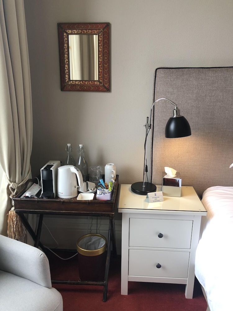 Sheridan Guest House 47/50