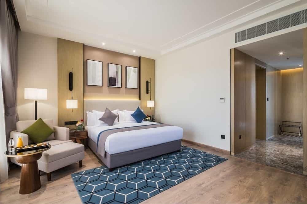 SUPERIOR, DOUBLE BED