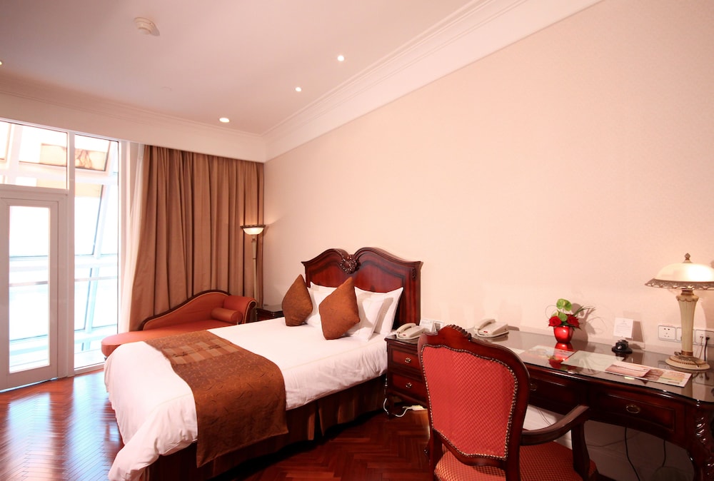 Oriental Riverside Hotel Shanghai International Convention Center 7/32