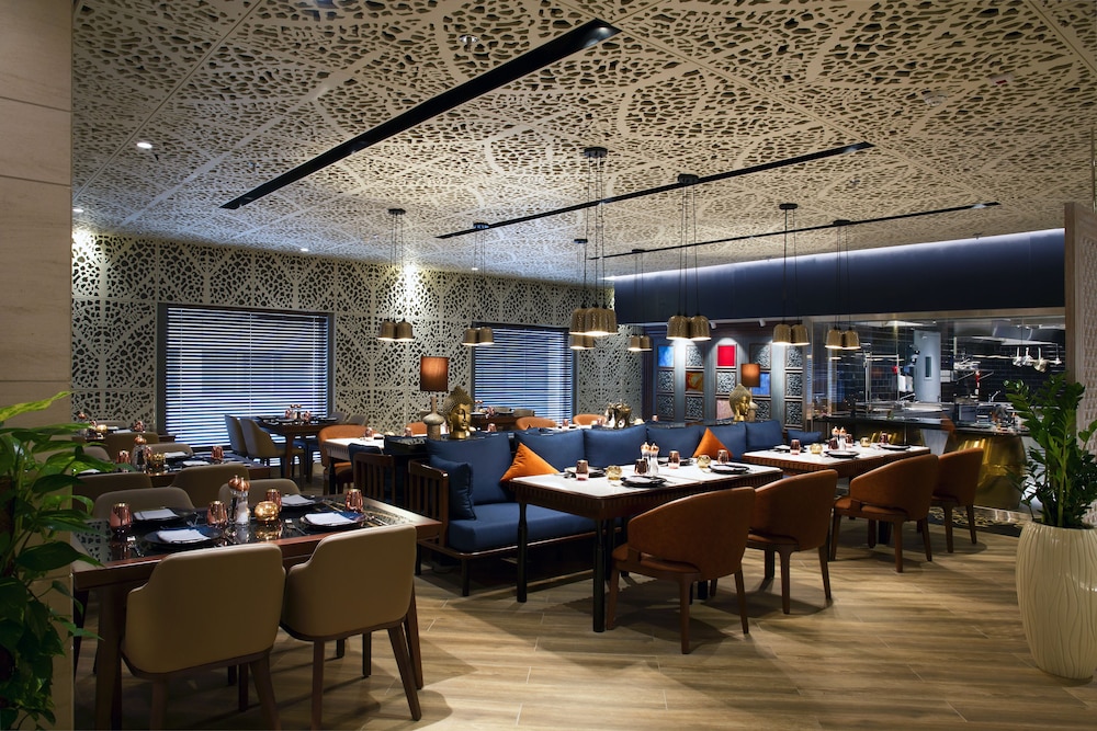 Grayton Hotel Dubai 53/66