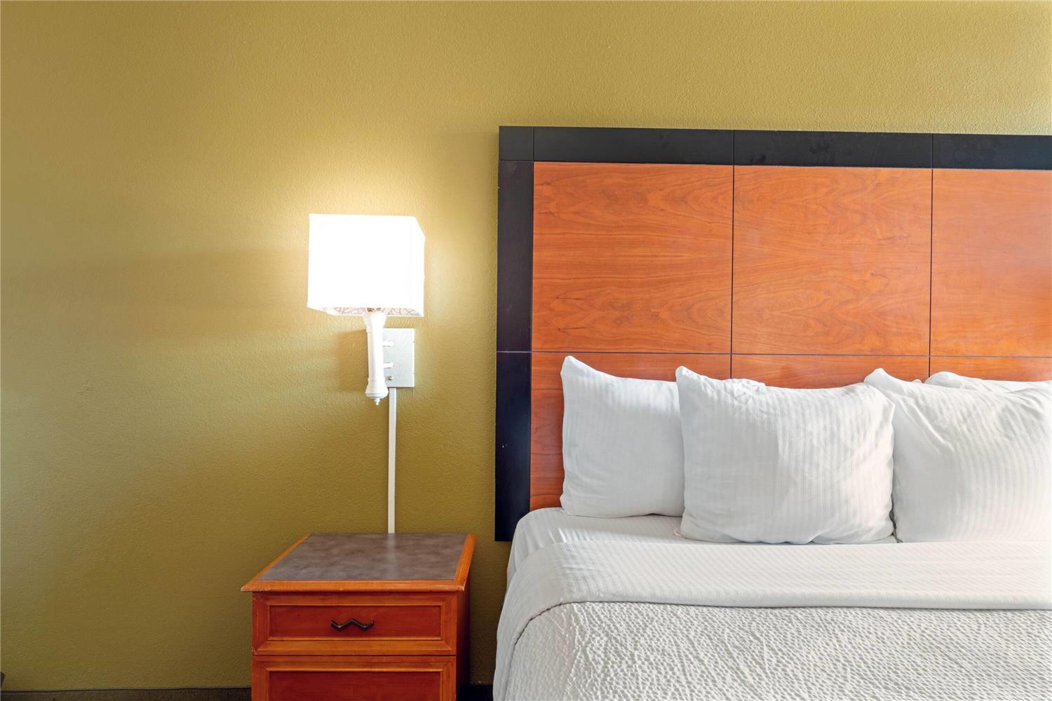 Travelodge by Wyndham Phoenix North 14/25