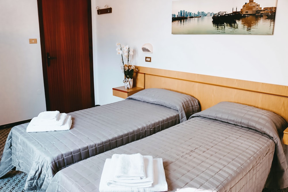 Hotel Paglierani 29/74