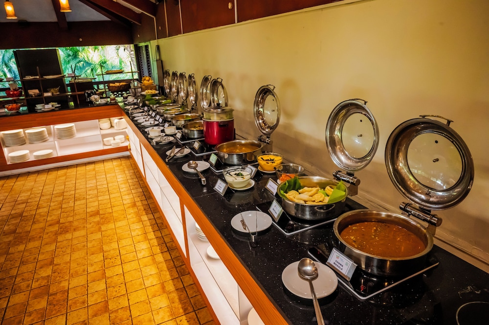 Fragrant Nature Backwater Resort & Ayurveda Spa 15/50
