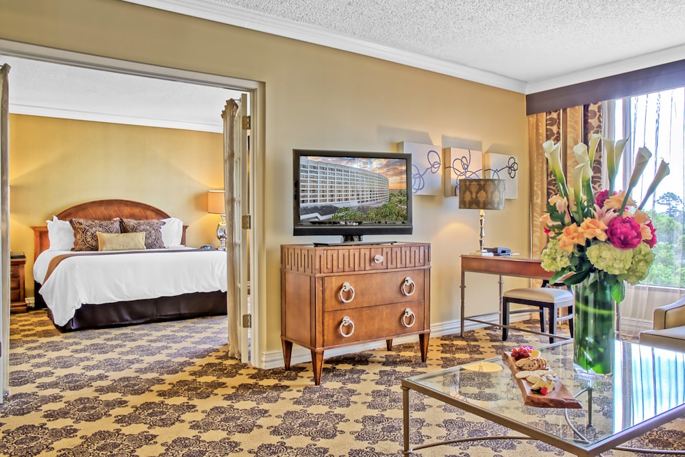 Omni Houston Hotel 63/86