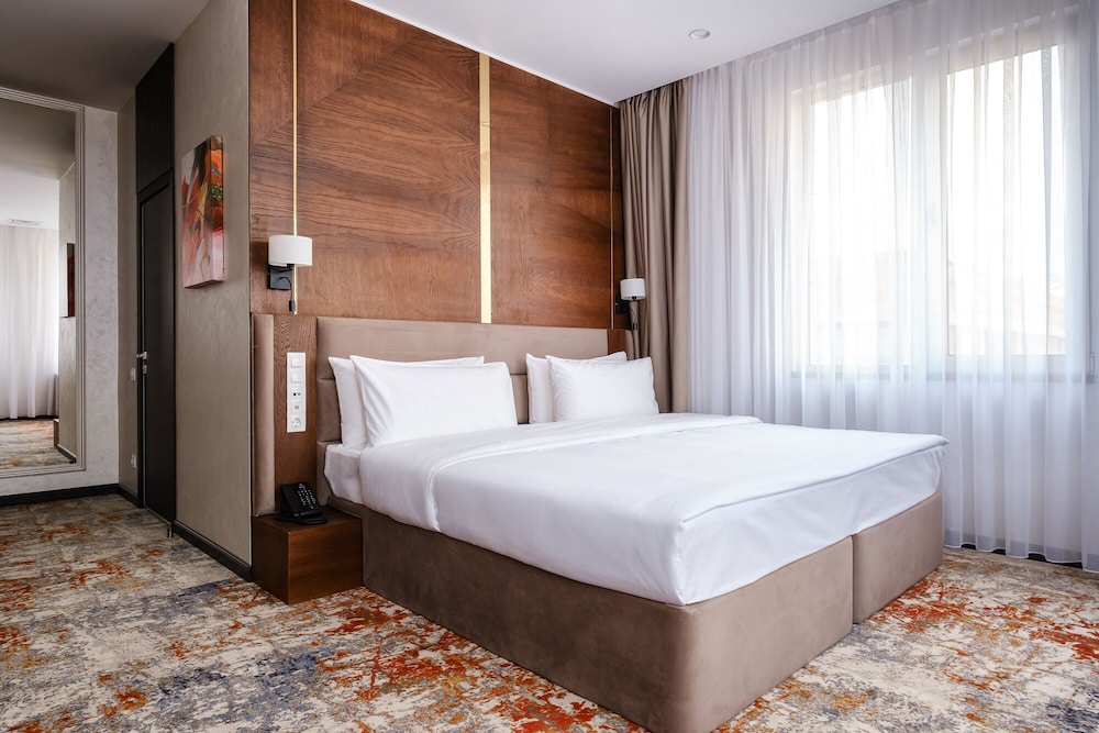 Grand Mildom Hotel 28/69