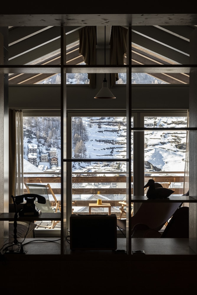 Nomad Lodge and Spa by CERVO 36/50