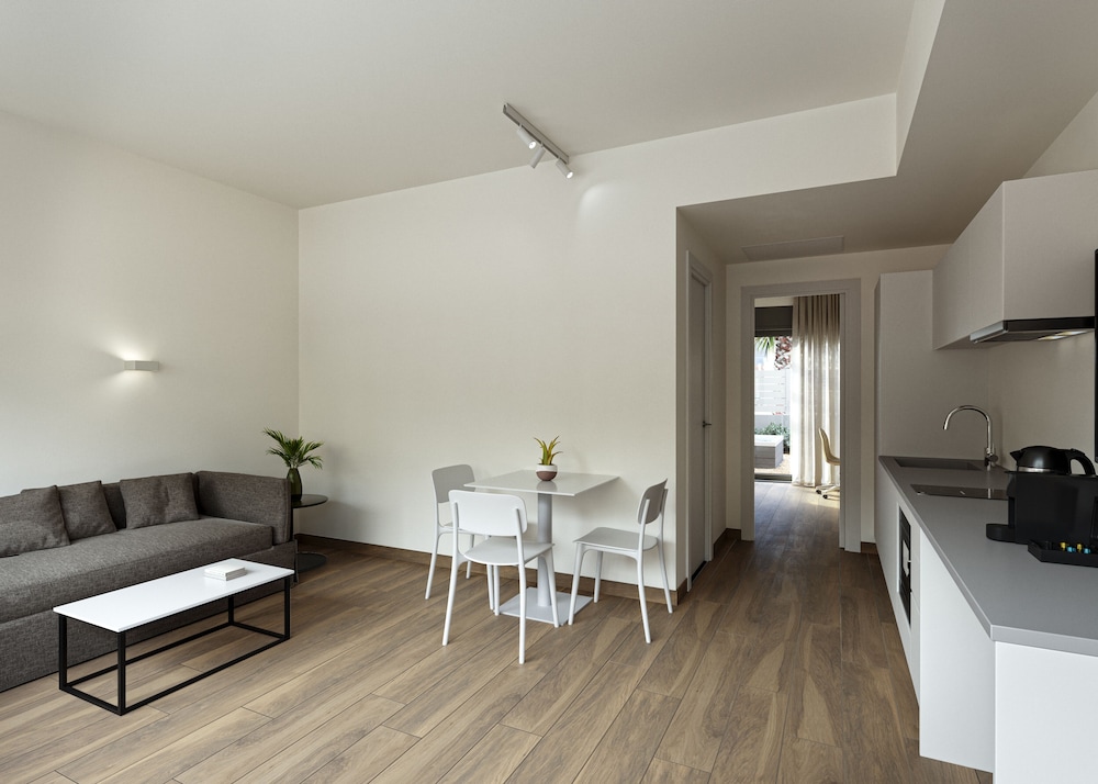 Athens Hill Luxury Apartments 50/64