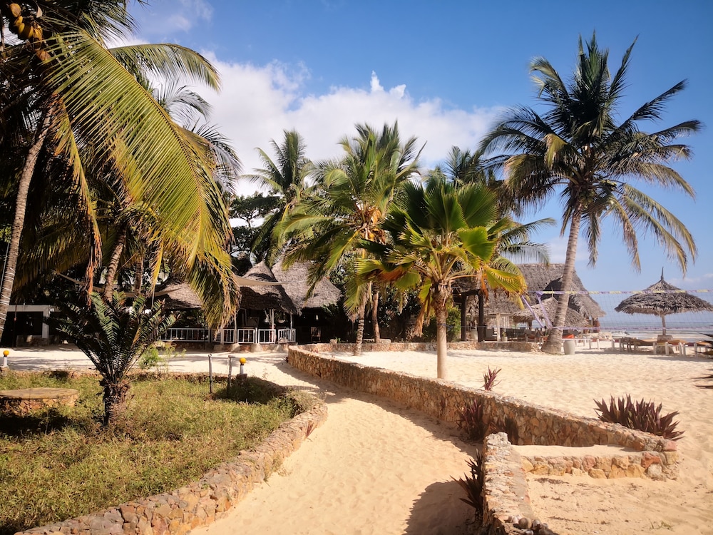 Mambo Ocean Resort 42/50
