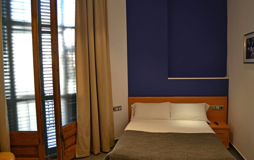 Hostal Apolo 37/46
