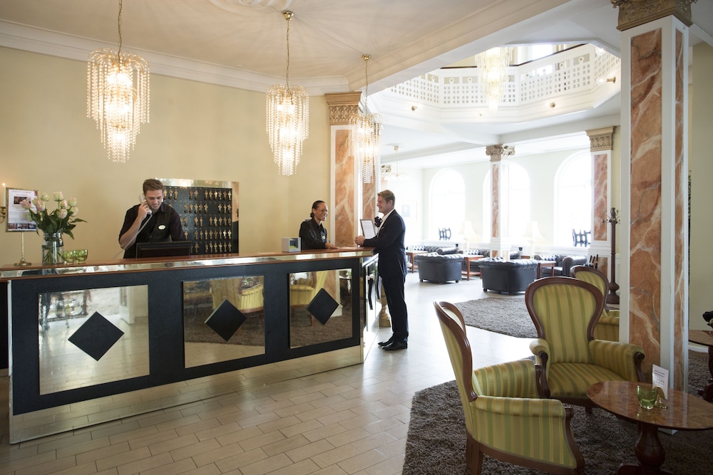 Milling Hotel Plaza 5/56