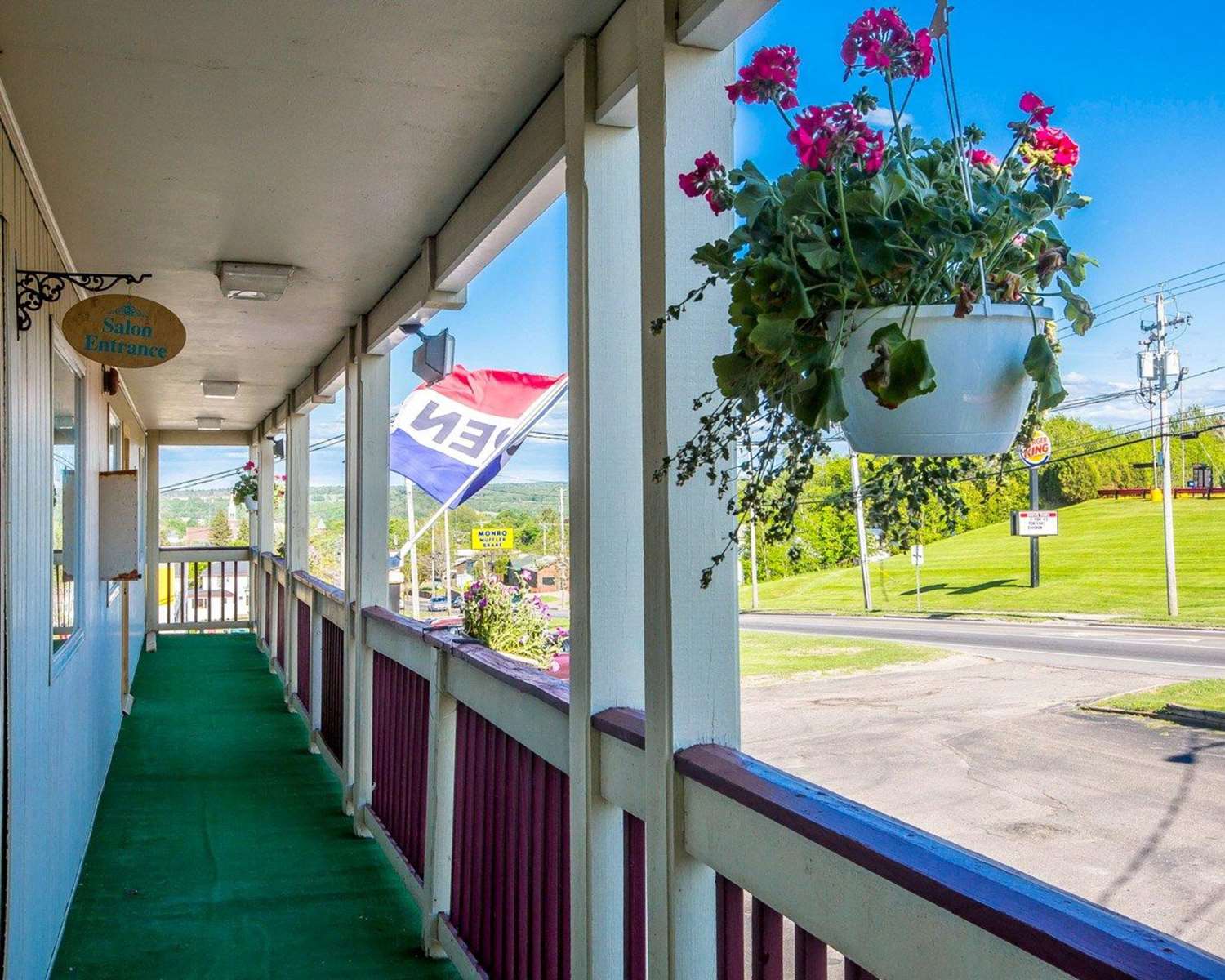 Malone Inn (Ex Econo Lodge) 3/13