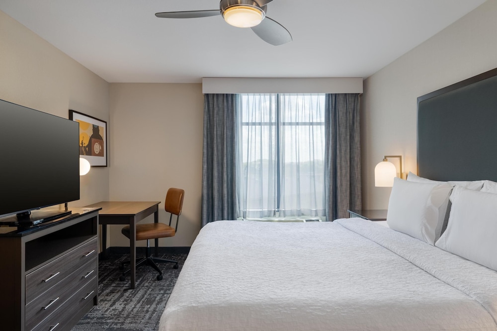 Room at HOMEWOOD SUITES BY HILTON ANKENY, ANKENY - IA