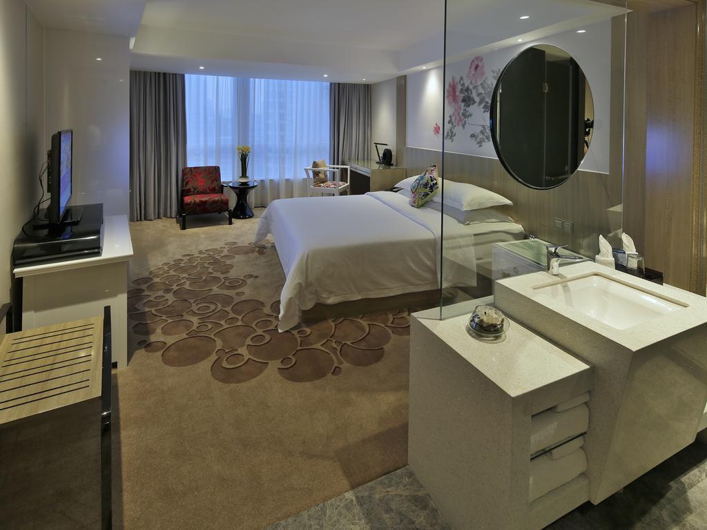Paco Business Hotel Guangzhou Baiyun Road Branch 49/50