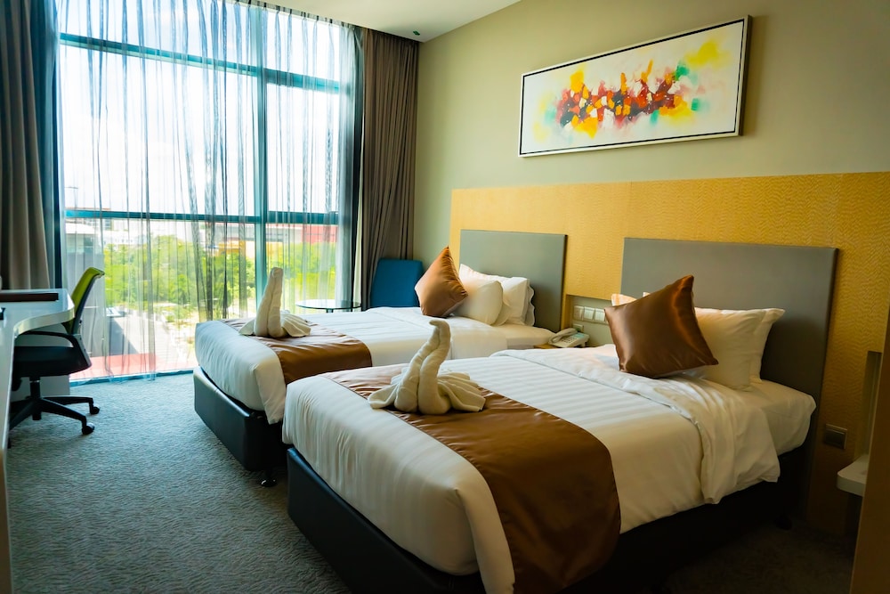 Deluxe, Twin Beds