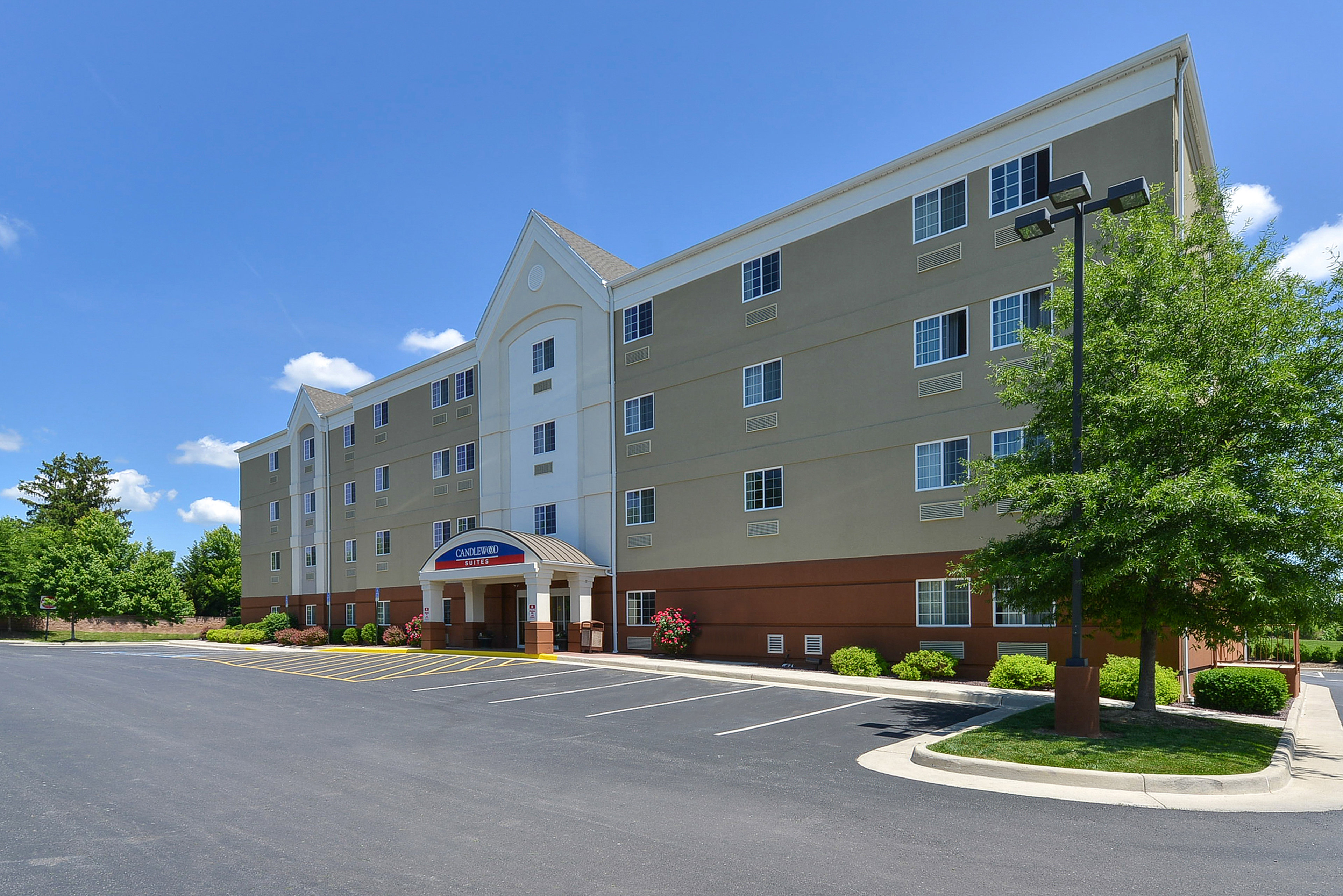 Candlewood Suites Winchester 36/39