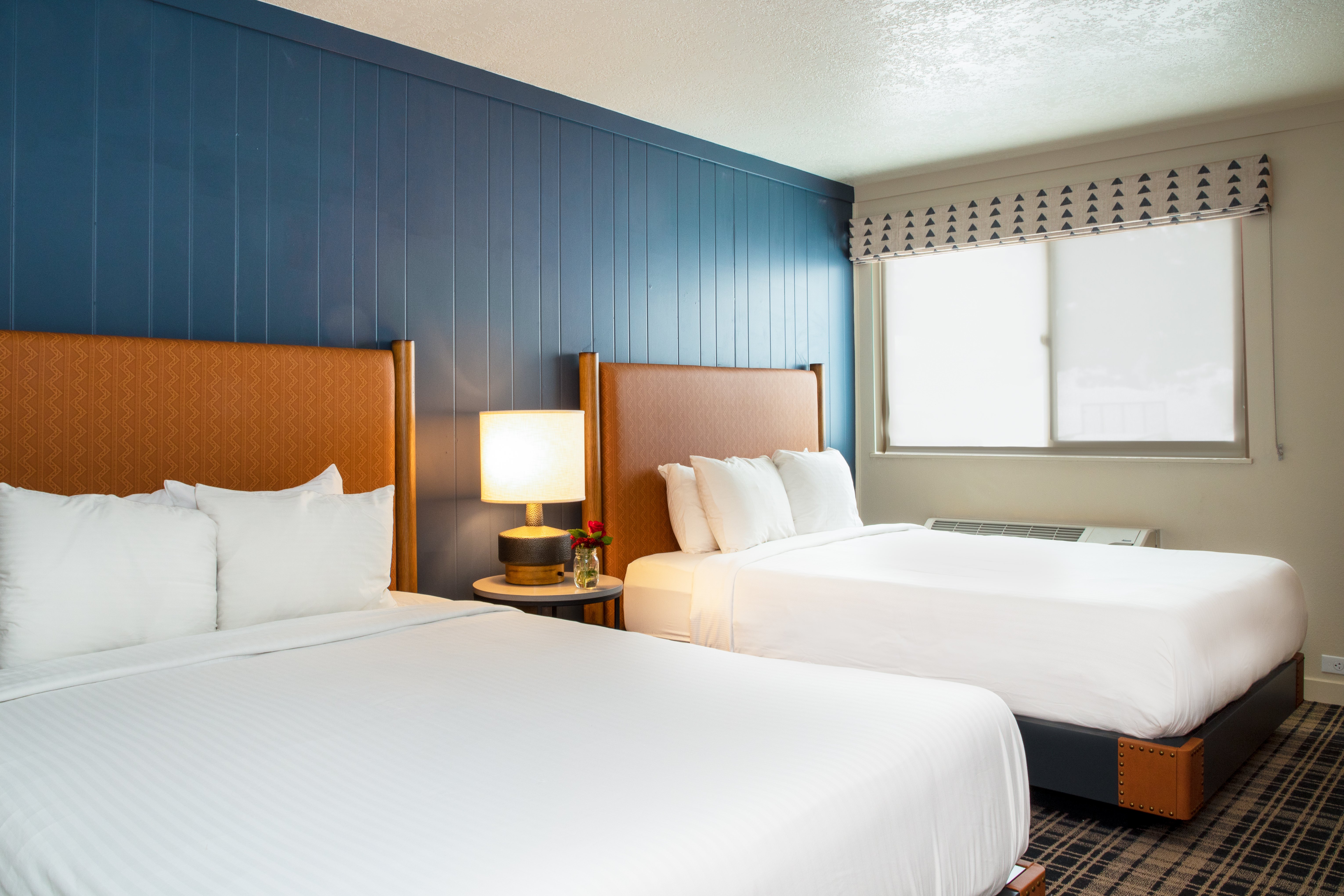 Deluxe, 2 Queen Beds, Accessible