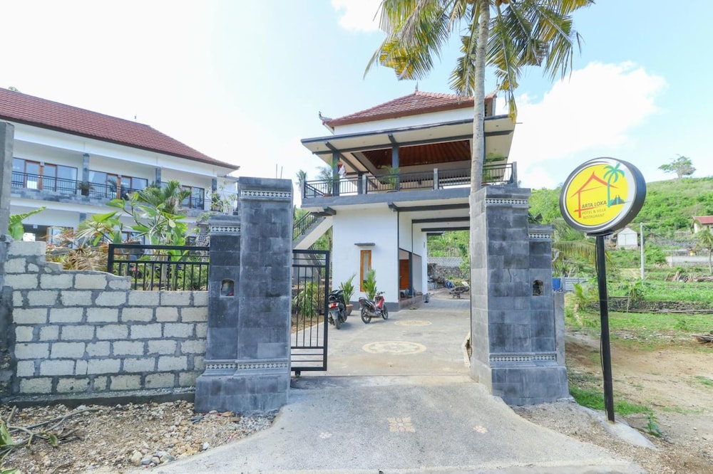 Artaloka Hotel & Restaurant 12/22