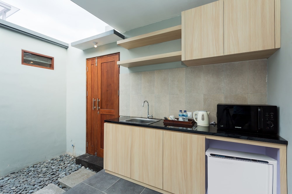 Radea Villa 3/61