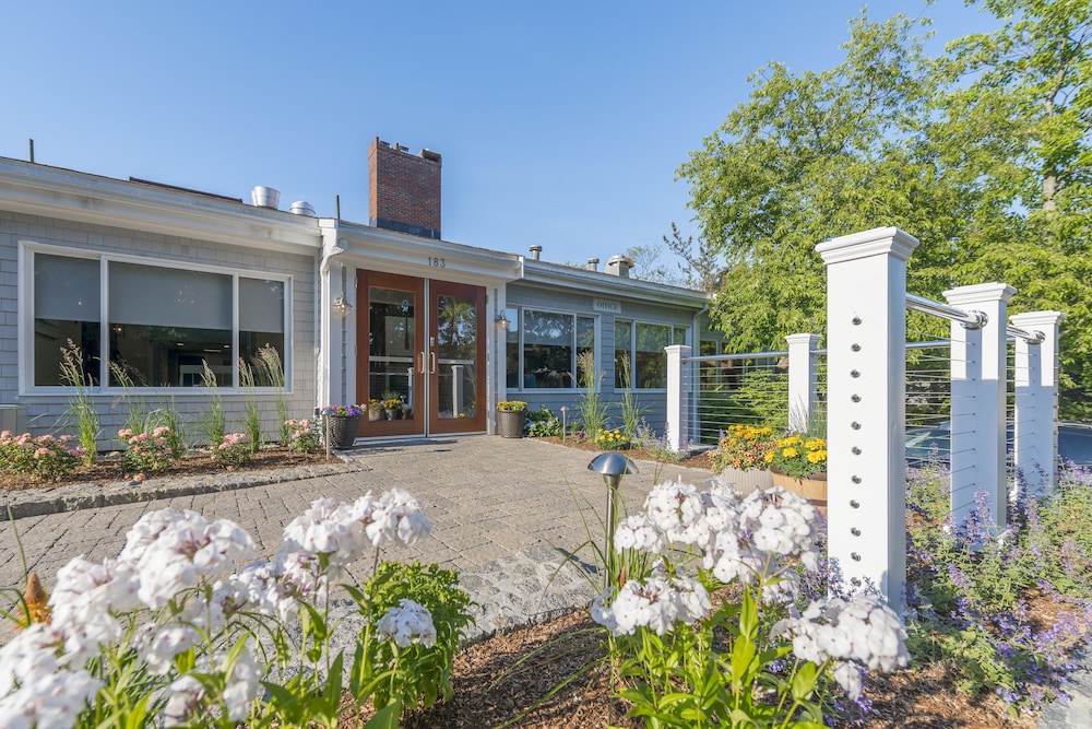 Rockport Inn And Suites 4/52