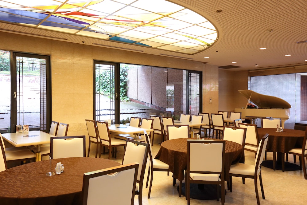 Hiroshima Garden Palace 35/41