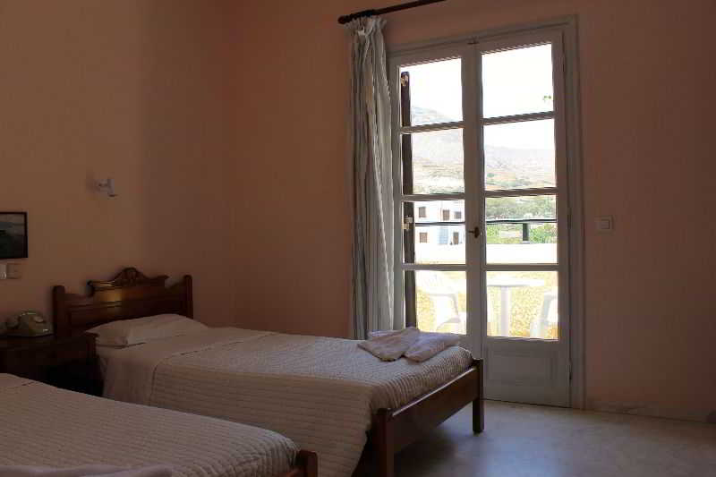 Alia Hotel 3/43