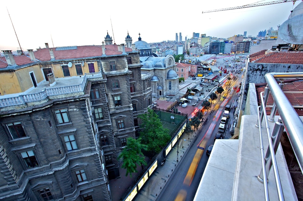 Taksim Star in ISTANBUL