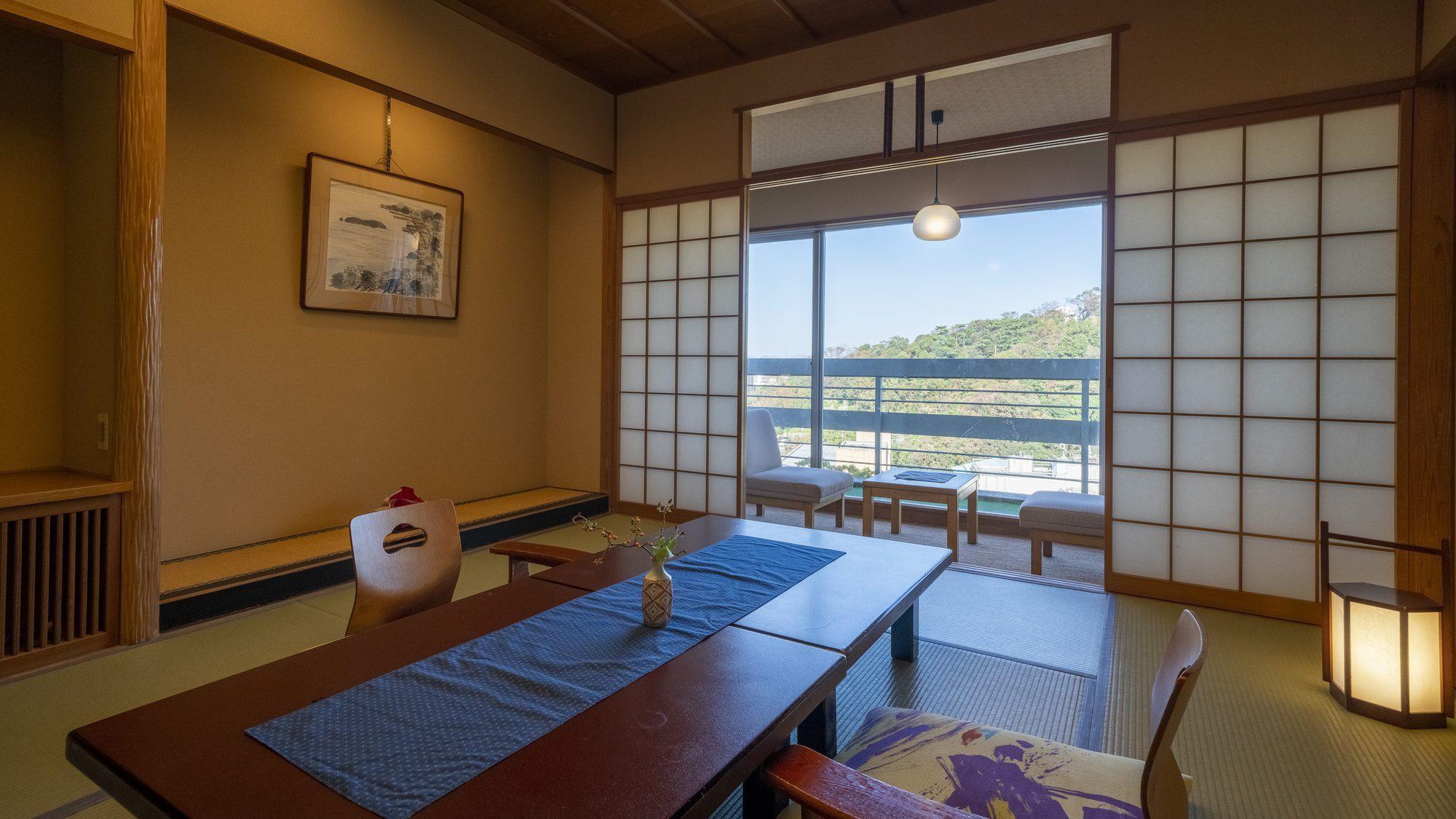 Suite, East Wing
