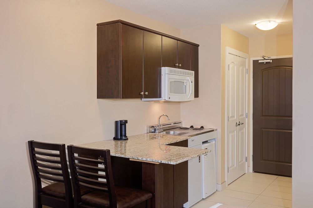 Ramada Cold Lake 31/32