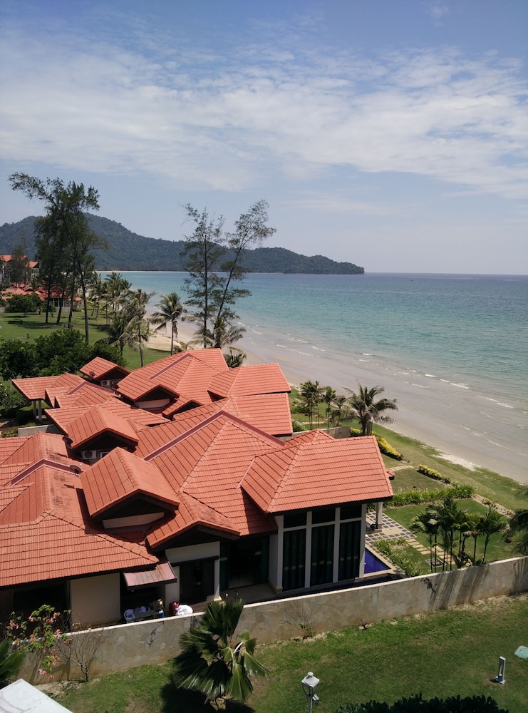 Sabah Beach Villas Suites 61/63