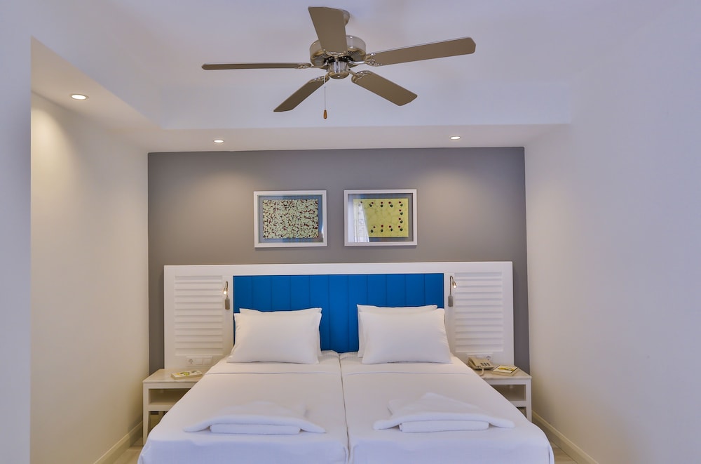 Livia Hotel 15/57