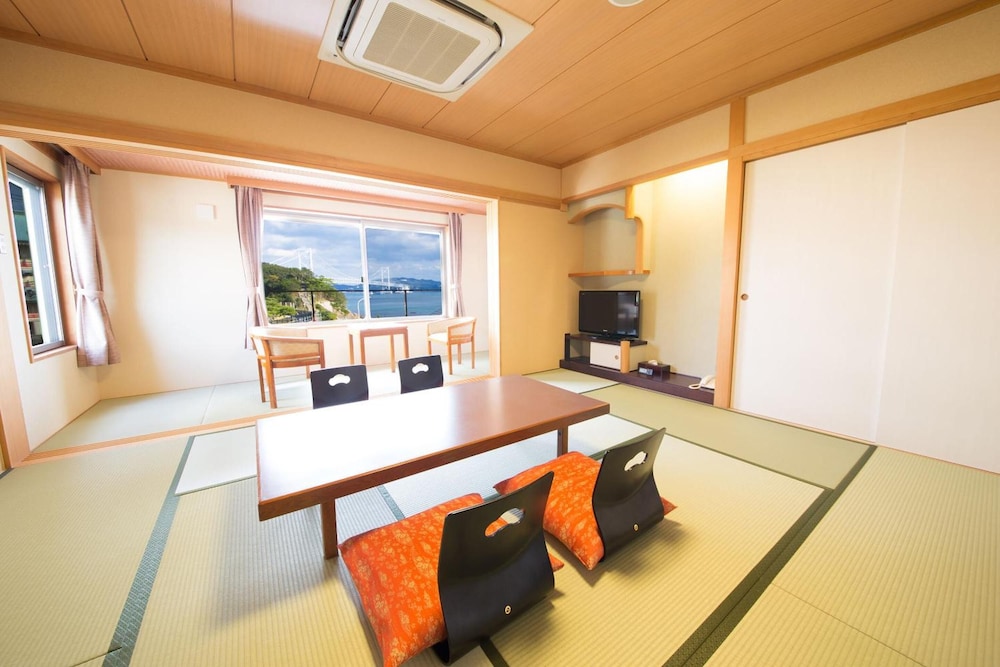 Seaside Hotel Taimaru Kaigetsu (ex. Naruto Kaigetsu Bettei Taimaru Kaigetsu) 8/24