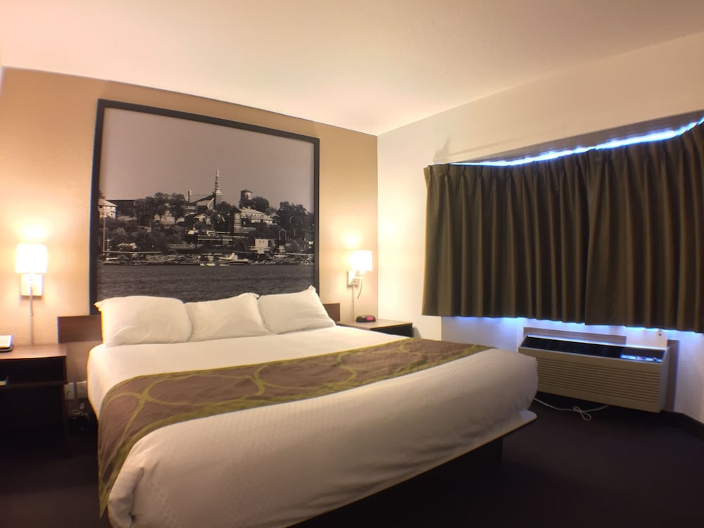 Super 8 By Wyndham Kenora 9/31