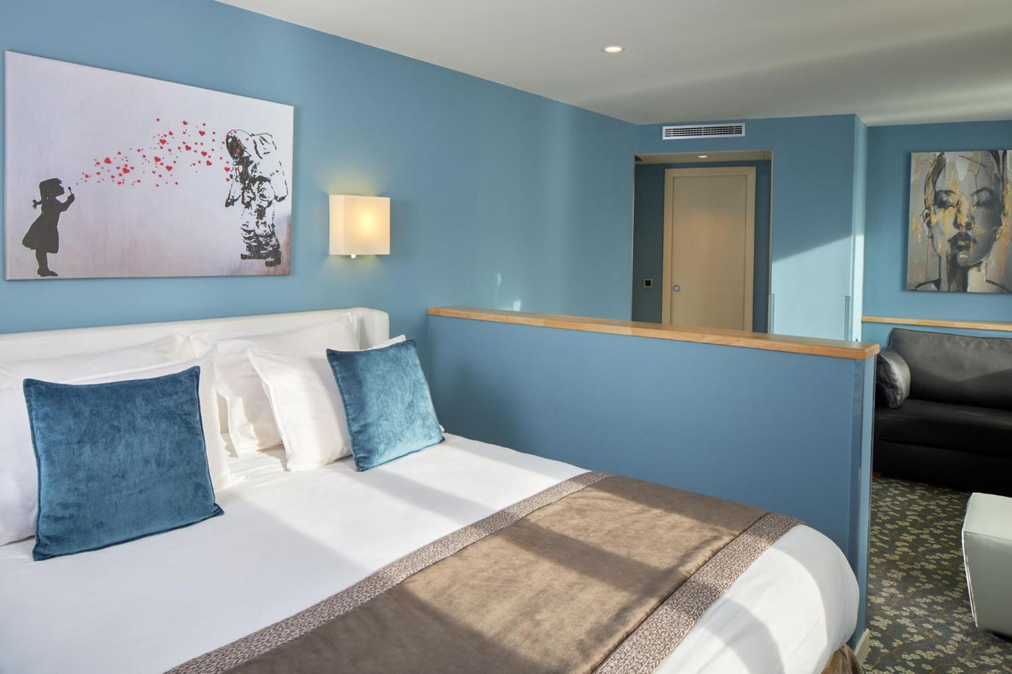 Room, Triple, Bathtub