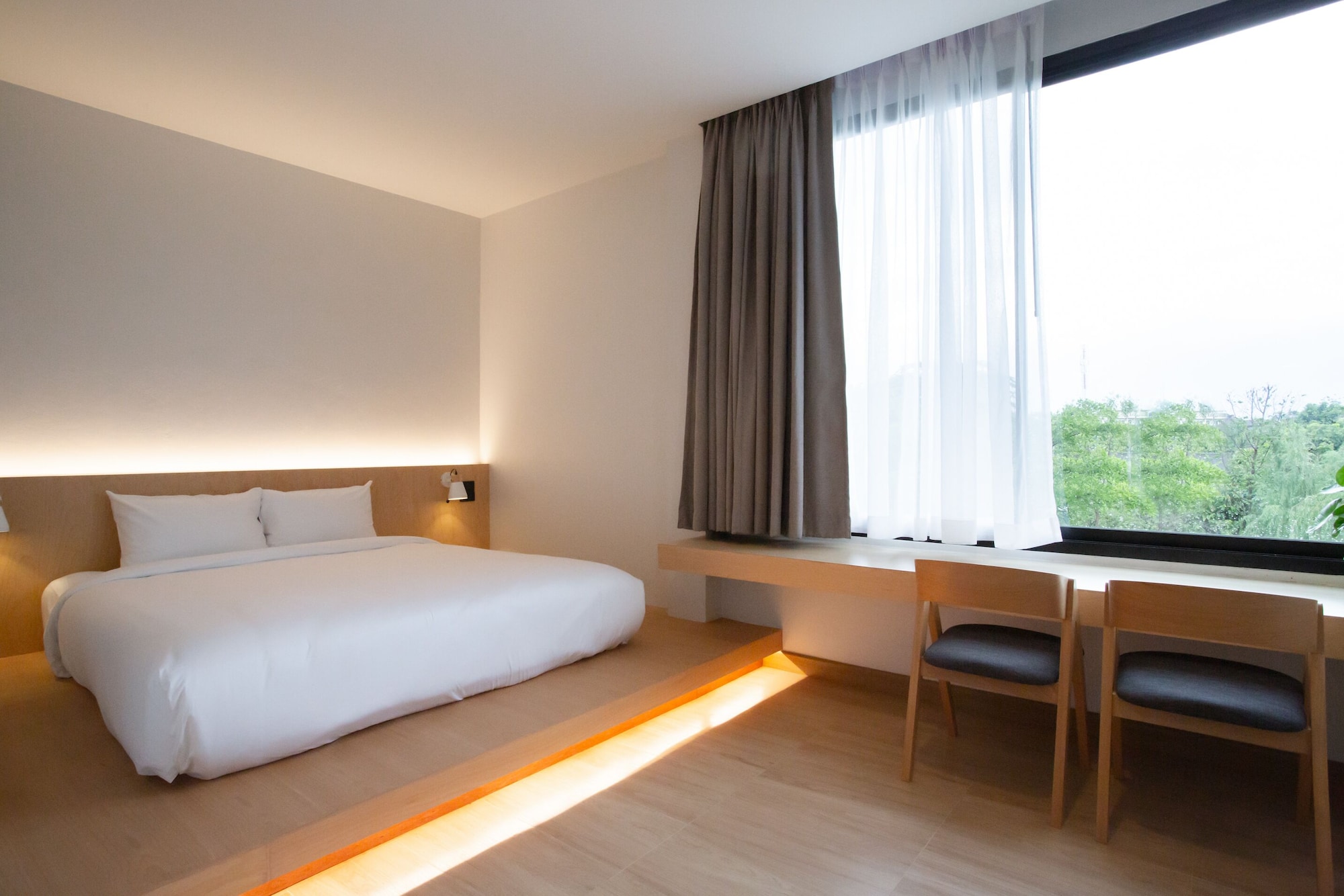 PANORAMIC, KING BED