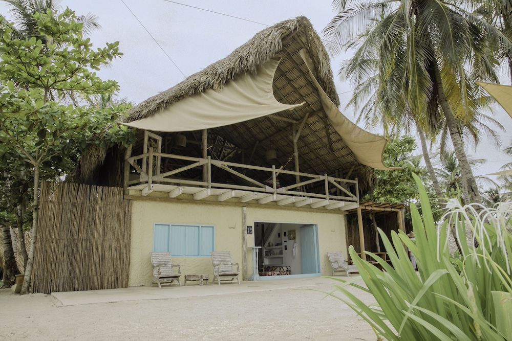Eteka Slow Beach Hotel - Adults only 2/50