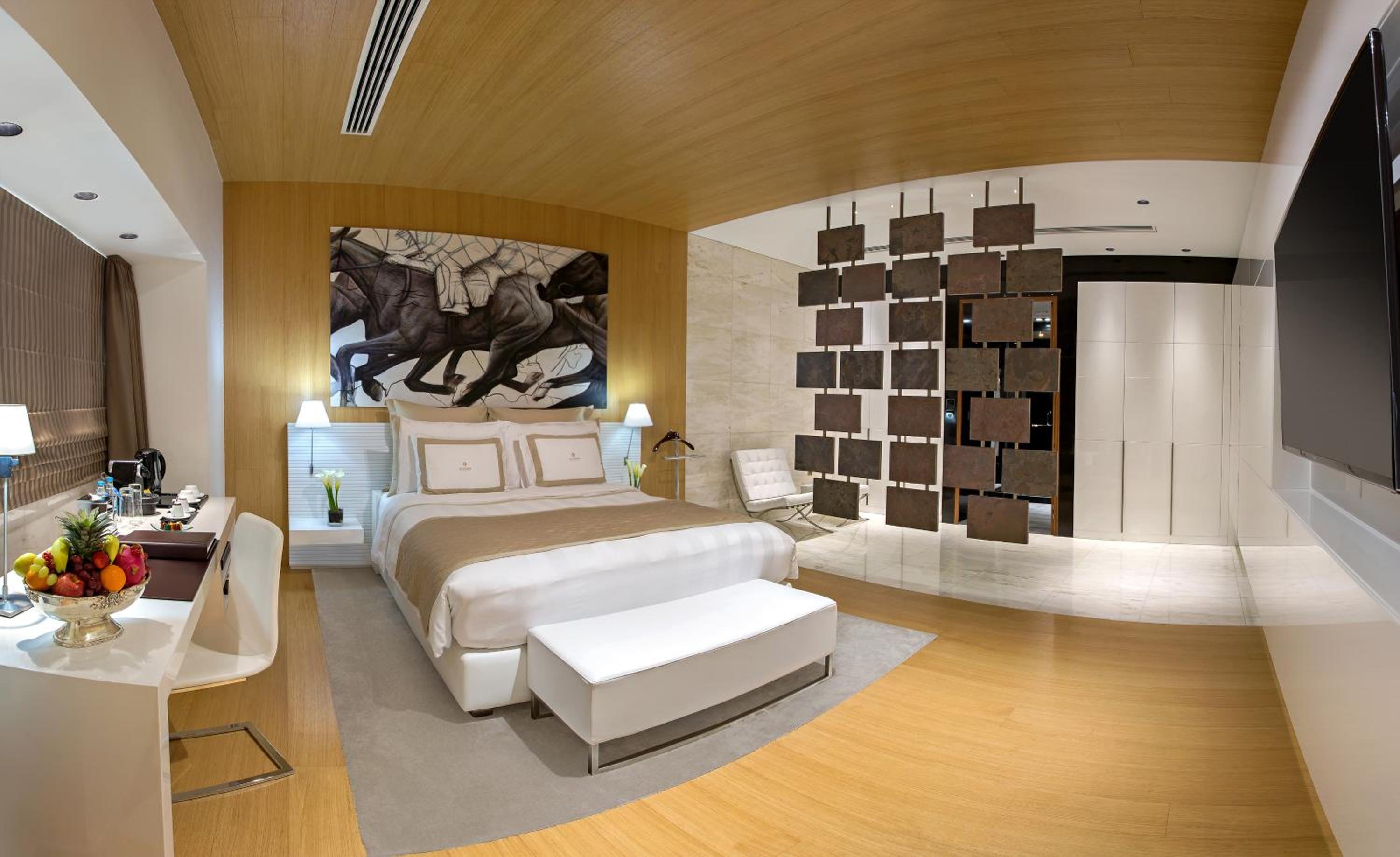1 Bedroom, Diplomat, Suite
