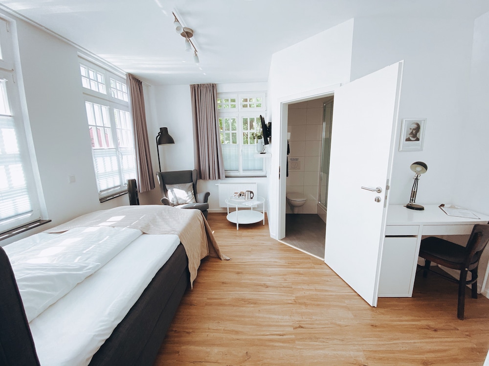 Fachwerk Hotel Wuppertal 16/50
