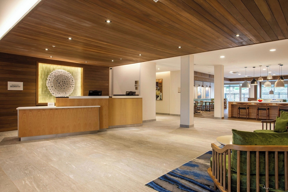 Fairfield Inn & Suites by Marriott Greenville Spartanburg/Duncan 6/40
