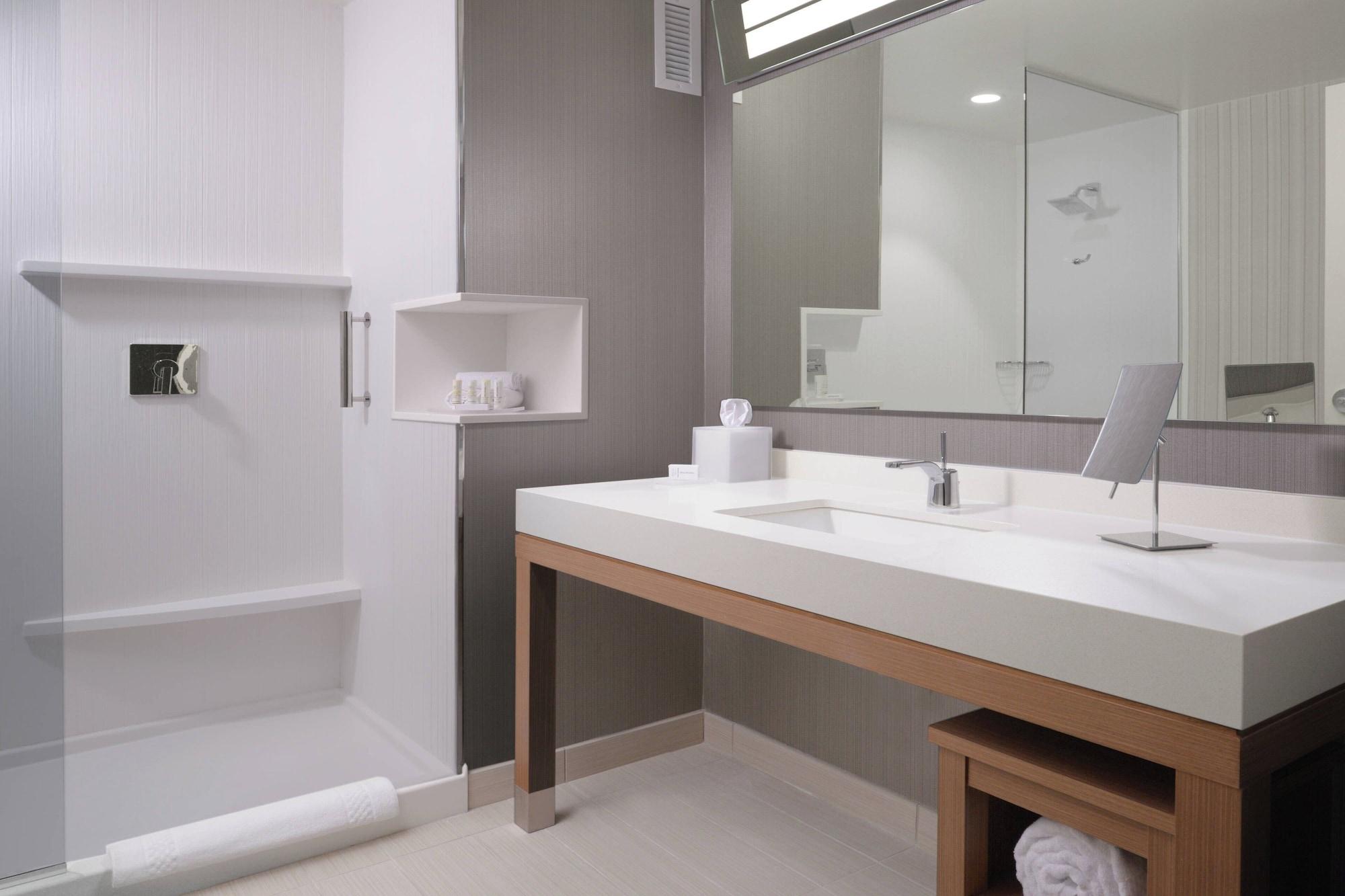 Suite, Multiple Beds