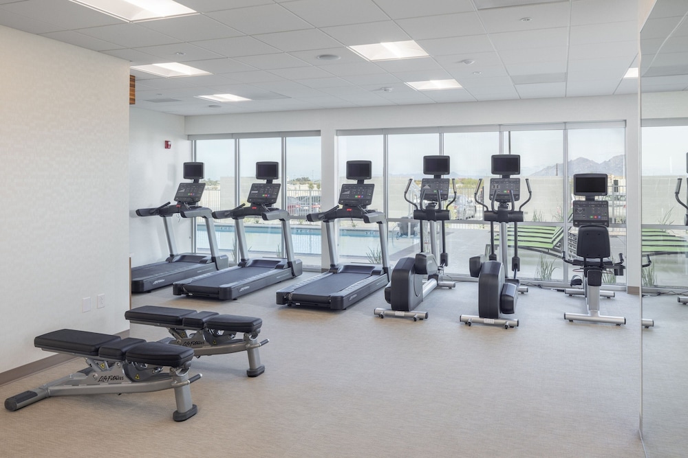 SpringHill Suites by Marriott Tucson at The Bridges 25/36