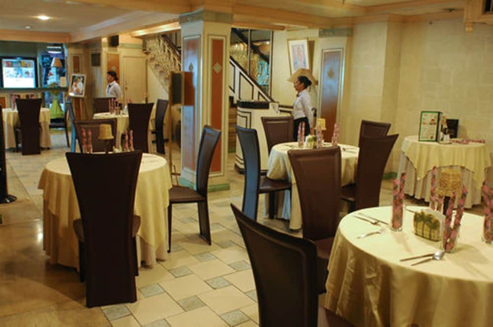 Manila Manor Hotel 31/35